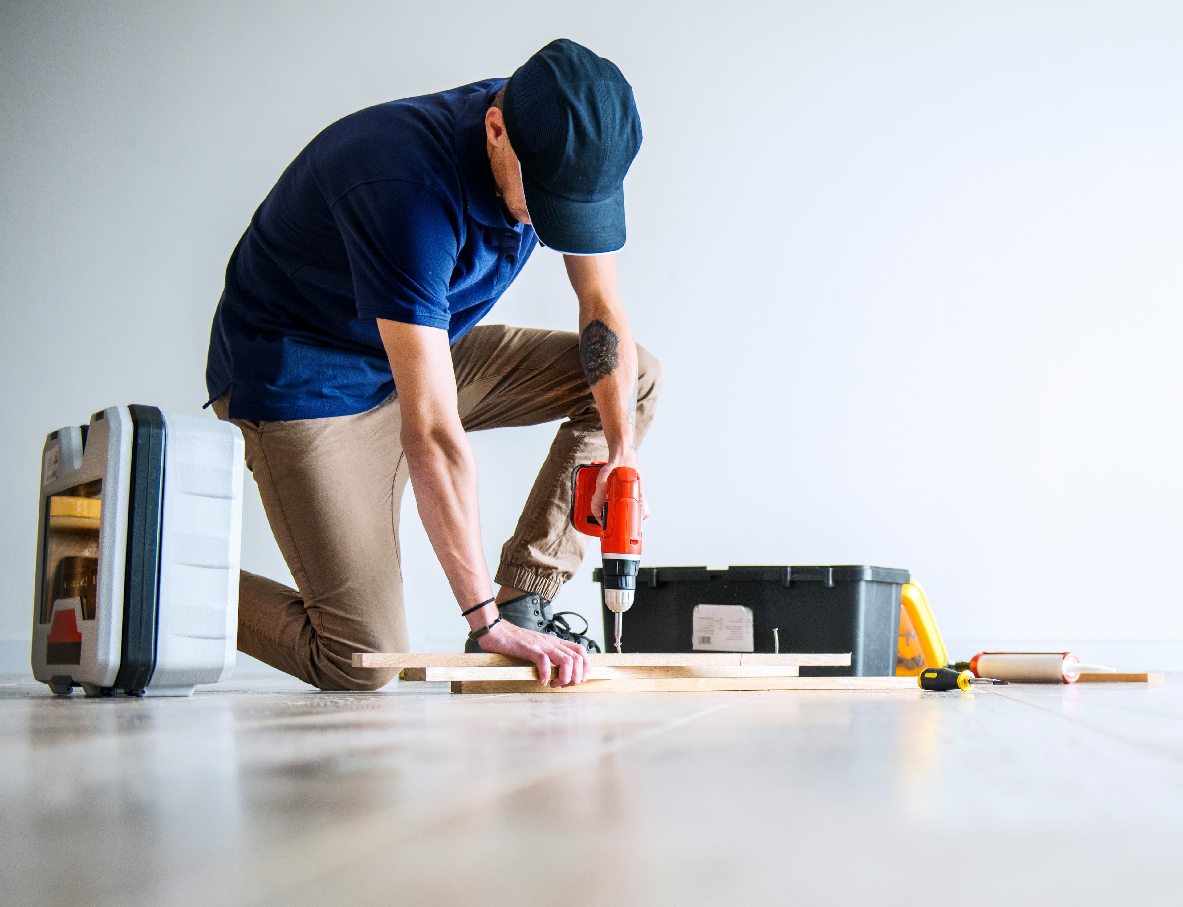 Building maintenance and renovation services